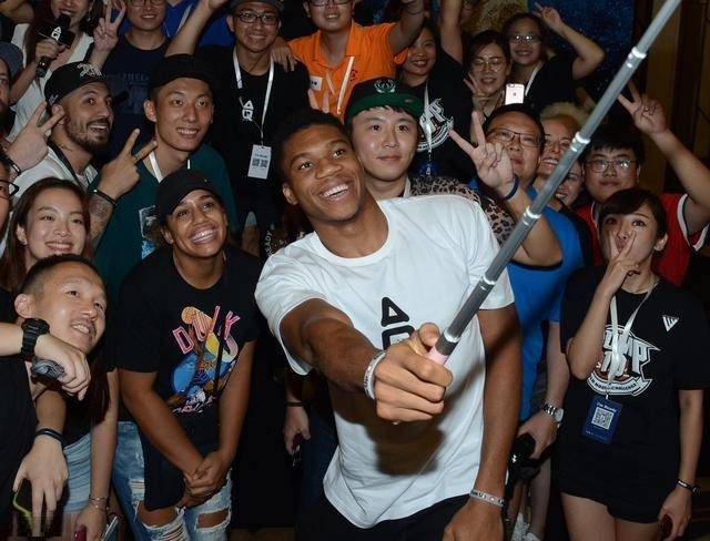 碑周期性激 碑周期性激